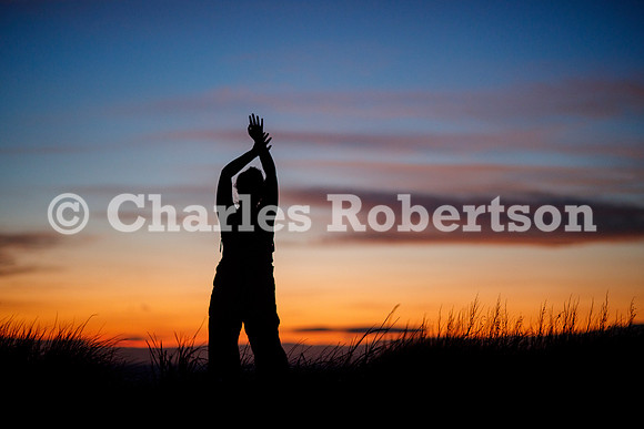 20251009_0109_crobertson