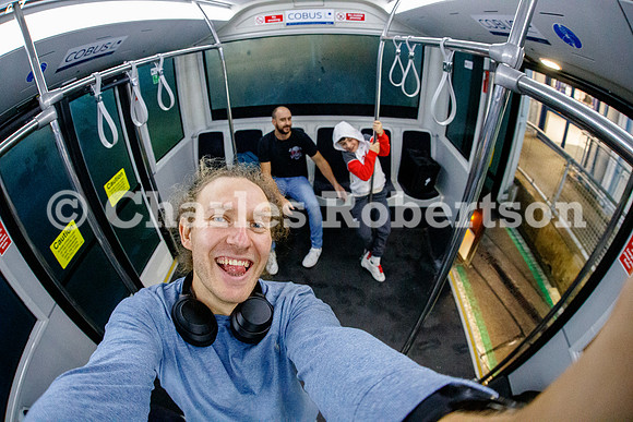 20251113_0035_crobertson