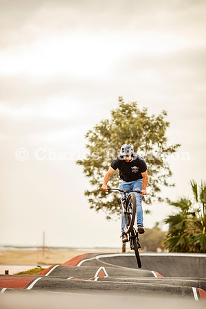 20251113_0137_crobertson