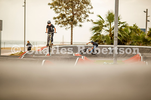 20251113_0125_crobertson