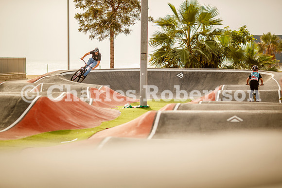 20251113_0149_crobertson