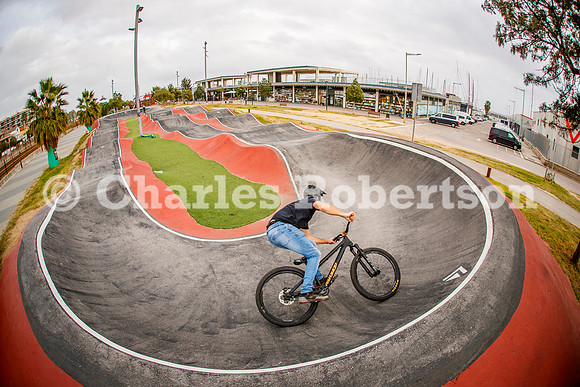 20251113_0220_crobertson