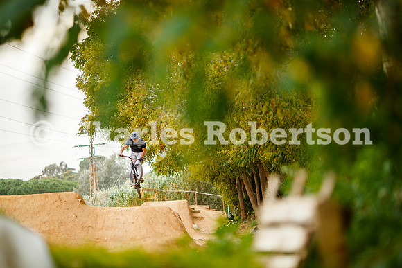 20251113_0257_crobertson