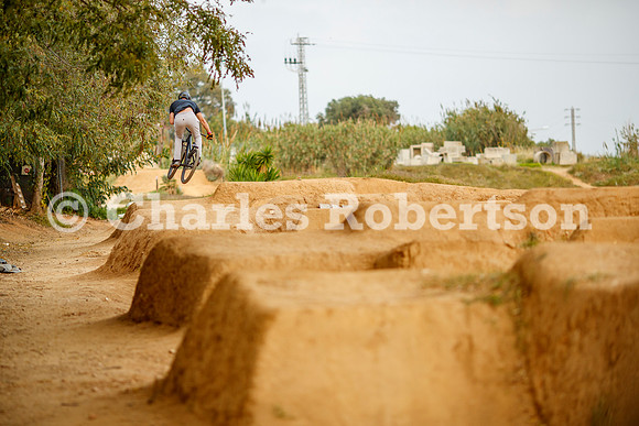 20251113_0274_crobertson