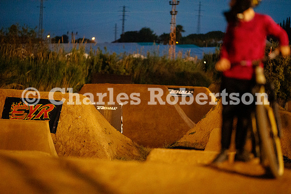 20251113_0356_crobertson