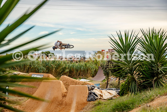 20251115_0239_crobertson