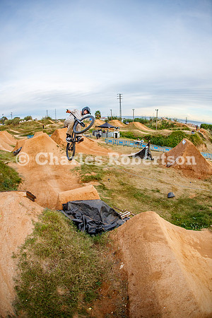 20251115_0270_crobertson