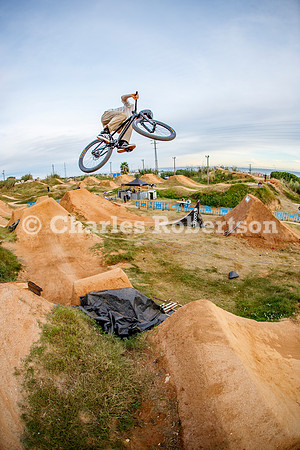 20251115_0275_crobertson
