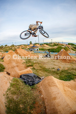 20251115_0277_crobertson
