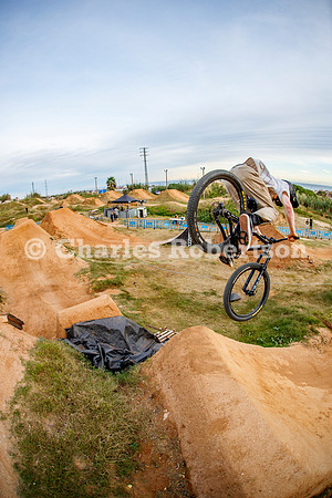 20251115_0284_crobertson
