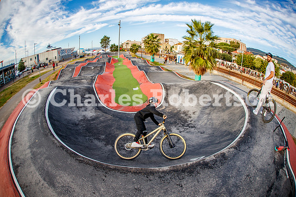 20251116_0060_crobertson