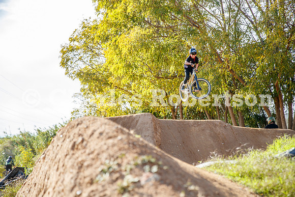 20251116_0113_crobertson