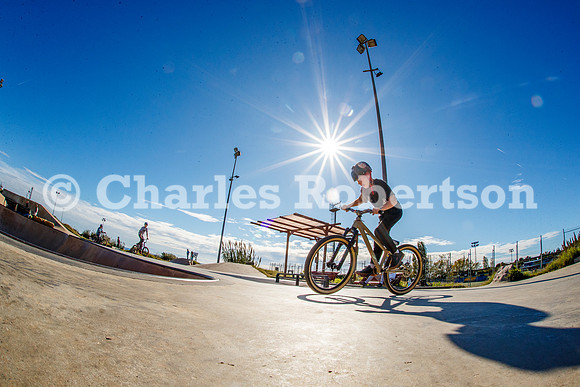 20251116_0101_crobertson