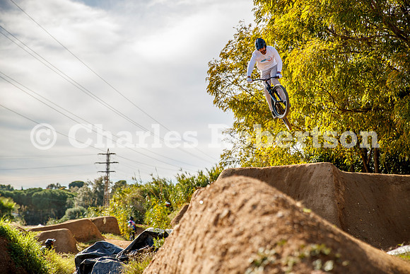 20251116_0117_crobertson