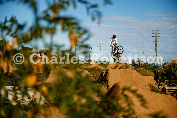 20251116_0140_crobertson