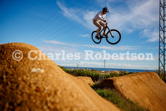 20251116_0149_crobertson