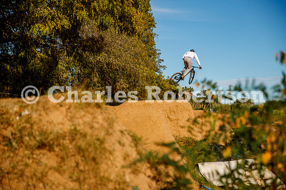 20251116_0144_crobertson