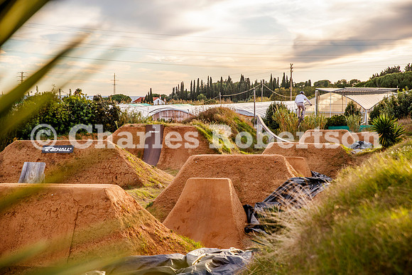 20251116_0225_crobertson