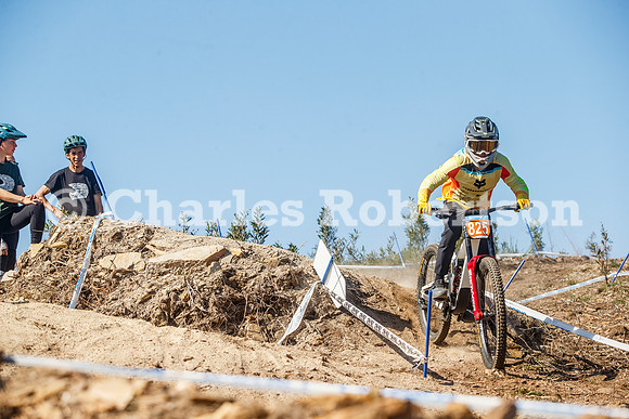 20260418_0131_crobertson
