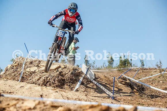 20260418_0212_crobertson