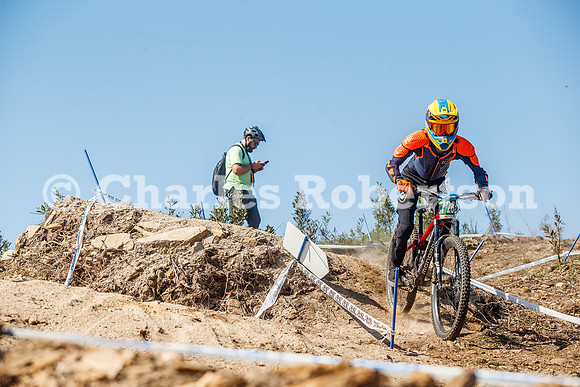 20260418_0216_crobertson