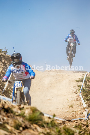 20260418_0338_crobertson