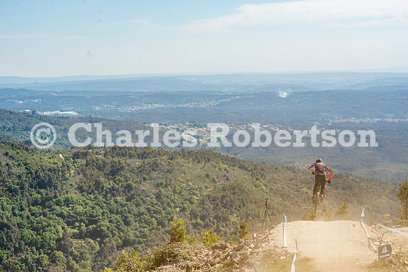 20260418_0433_crobertson