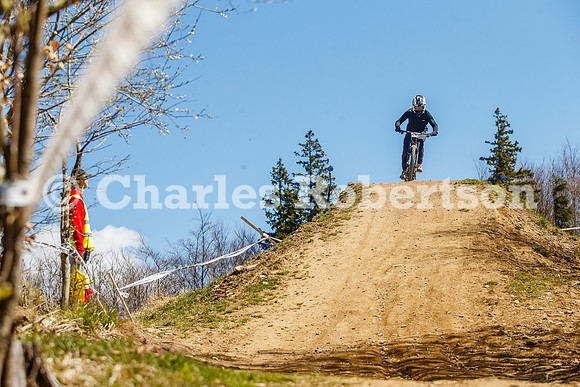20260501_0141_crobertson