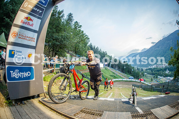 20260827_0477_crobertson