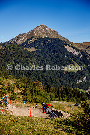 20260904_0146_crobertson