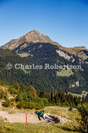 20260904_0447_crobertson