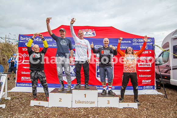 20260919_0359_crobertson