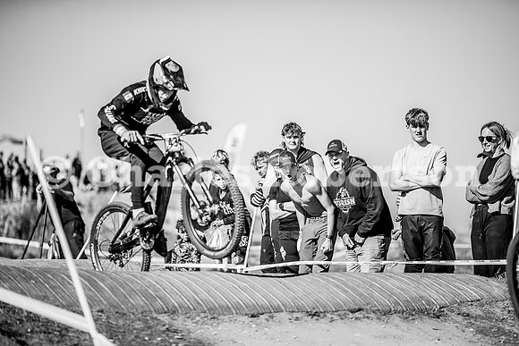 20260920_0351_crobertson