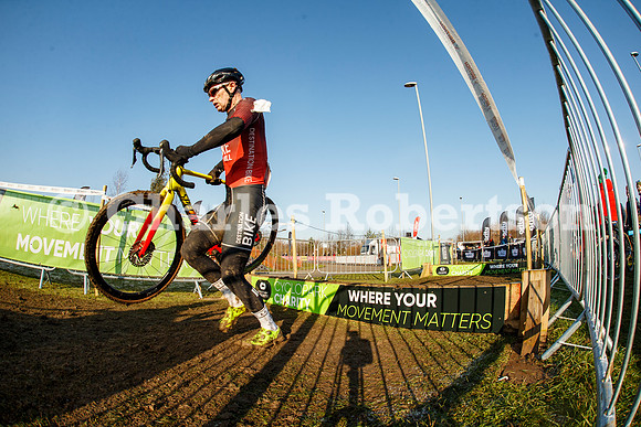 20250111_1725_crobertson