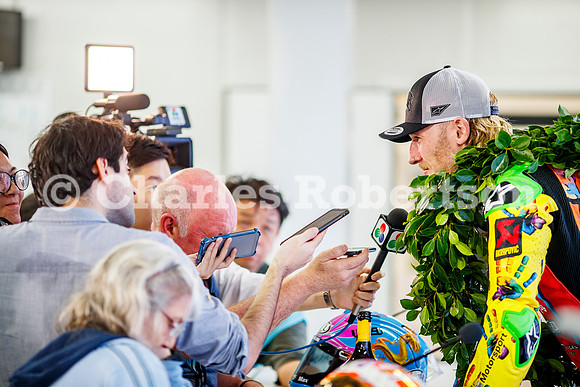 20241117_0160_crobertson