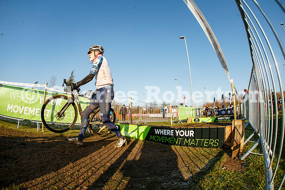 20250111_1614_crobertson